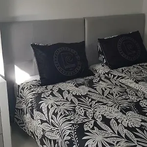 Habitación en casa particular Bubu 2-b, Los Cristianos (Tenerife)