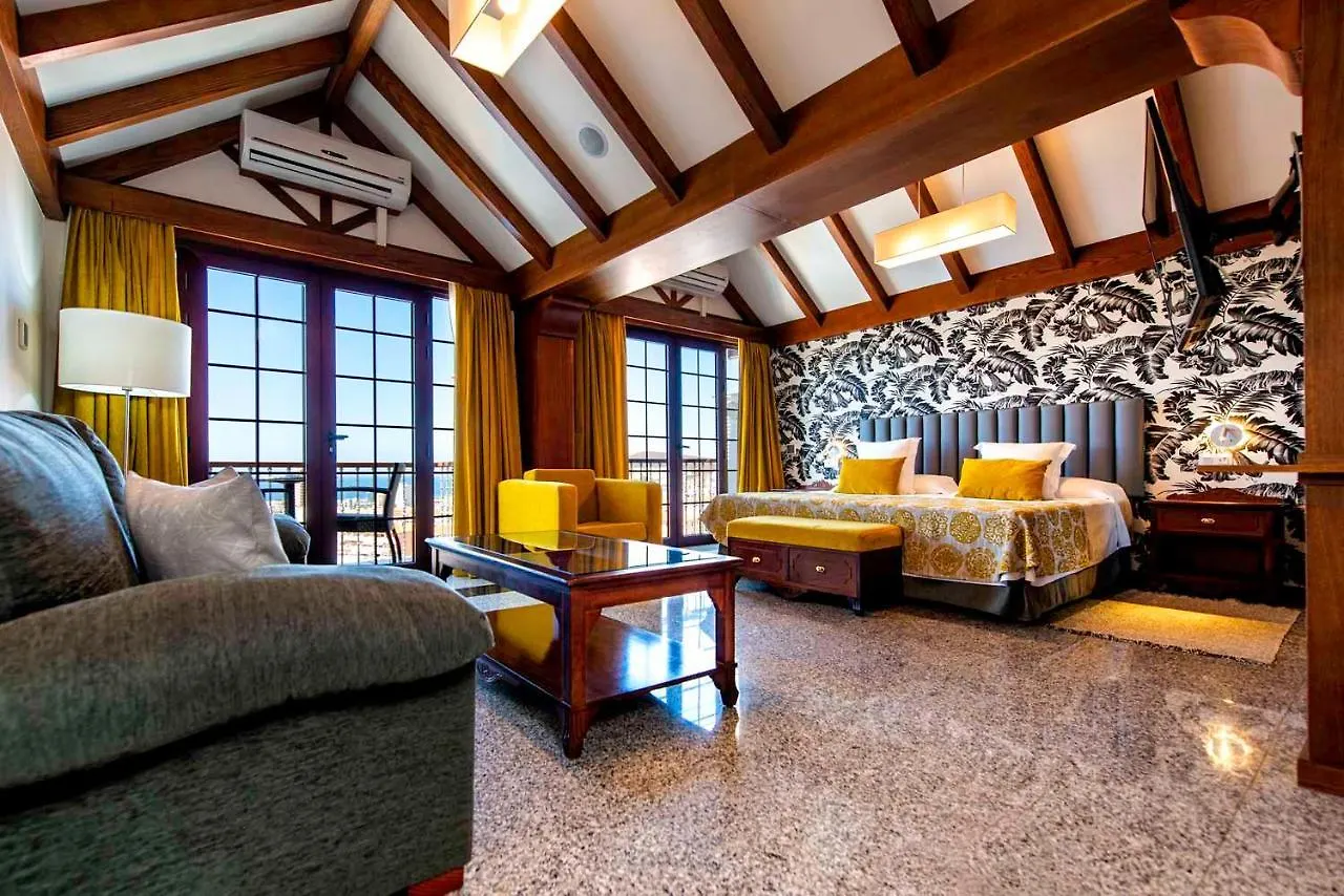 Paradise Park Fun Lifestyle Hotel Los Cristianos  4*, Los Cristianos (Tenerife)