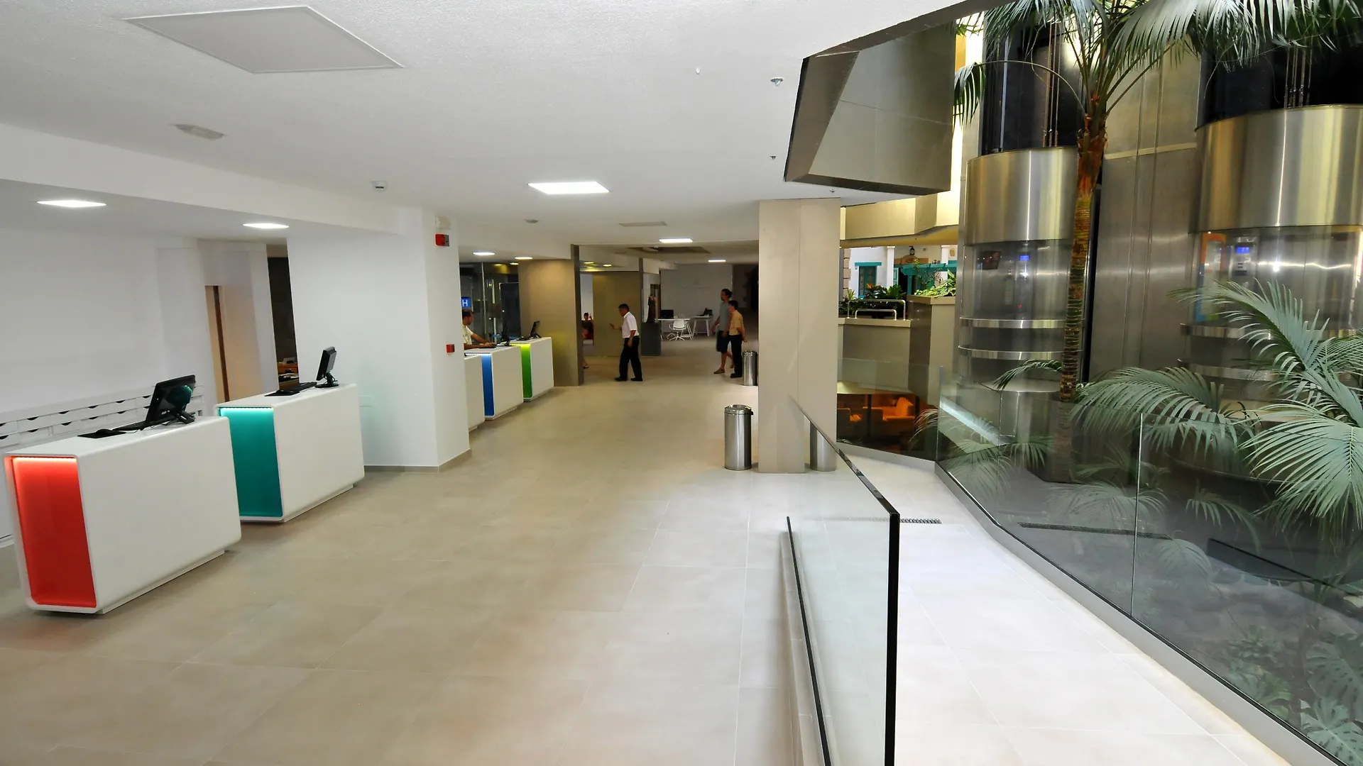 Paradise Park Fun Lifestyle Hotel Los Cristianos  4*, Los Cristianos (Tenerife)