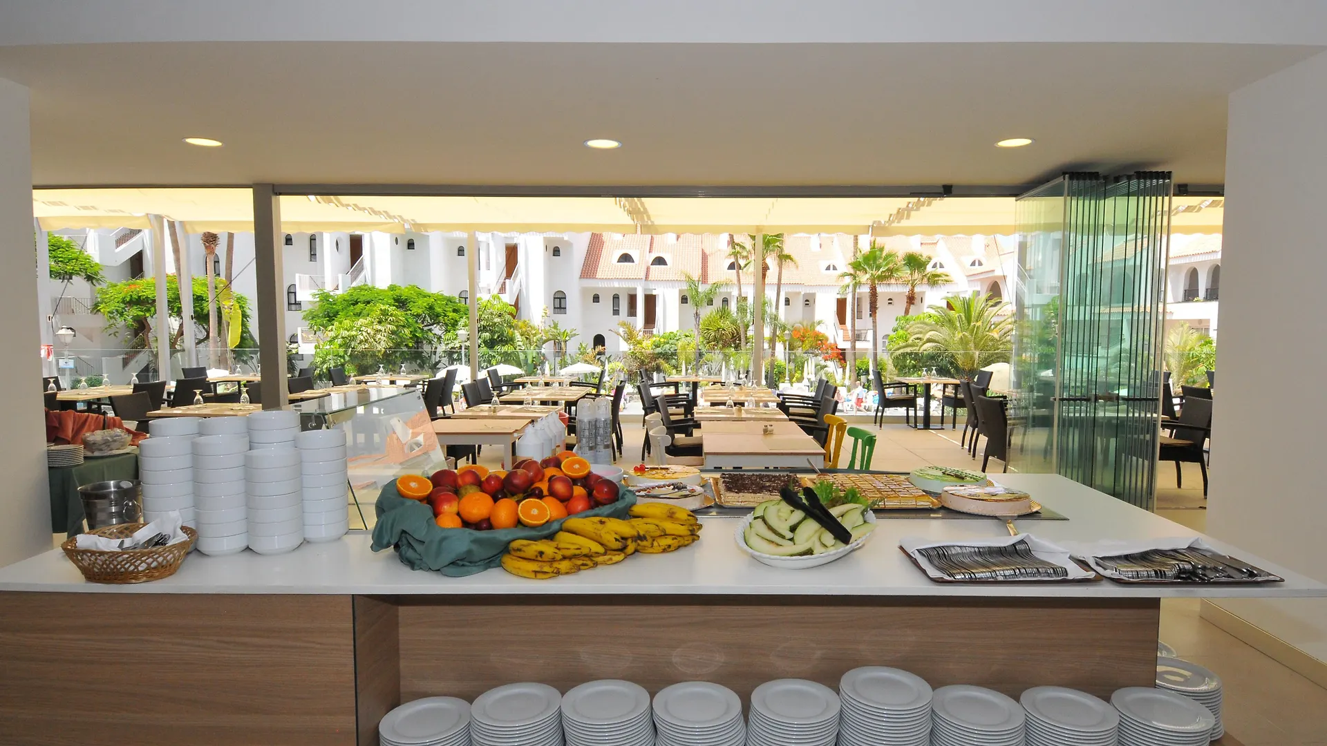 Paradise Park Fun Lifestyle Hotel Los Cristianos  4*, Los Cristianos (Tenerife) Spain